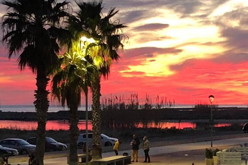 5 Personas Frente Al Mar Con Piscina Y Parking Apartment *