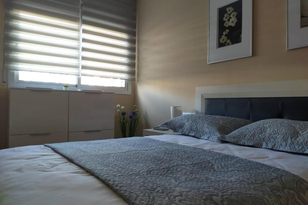 Apartamento 5 Personas Frente Al Mar Con Piscina Y Parking
