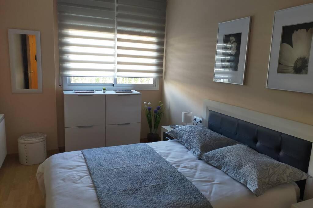 Apartment 5 Personas Frente Al Mar Con Piscina Y Parking Cubelles